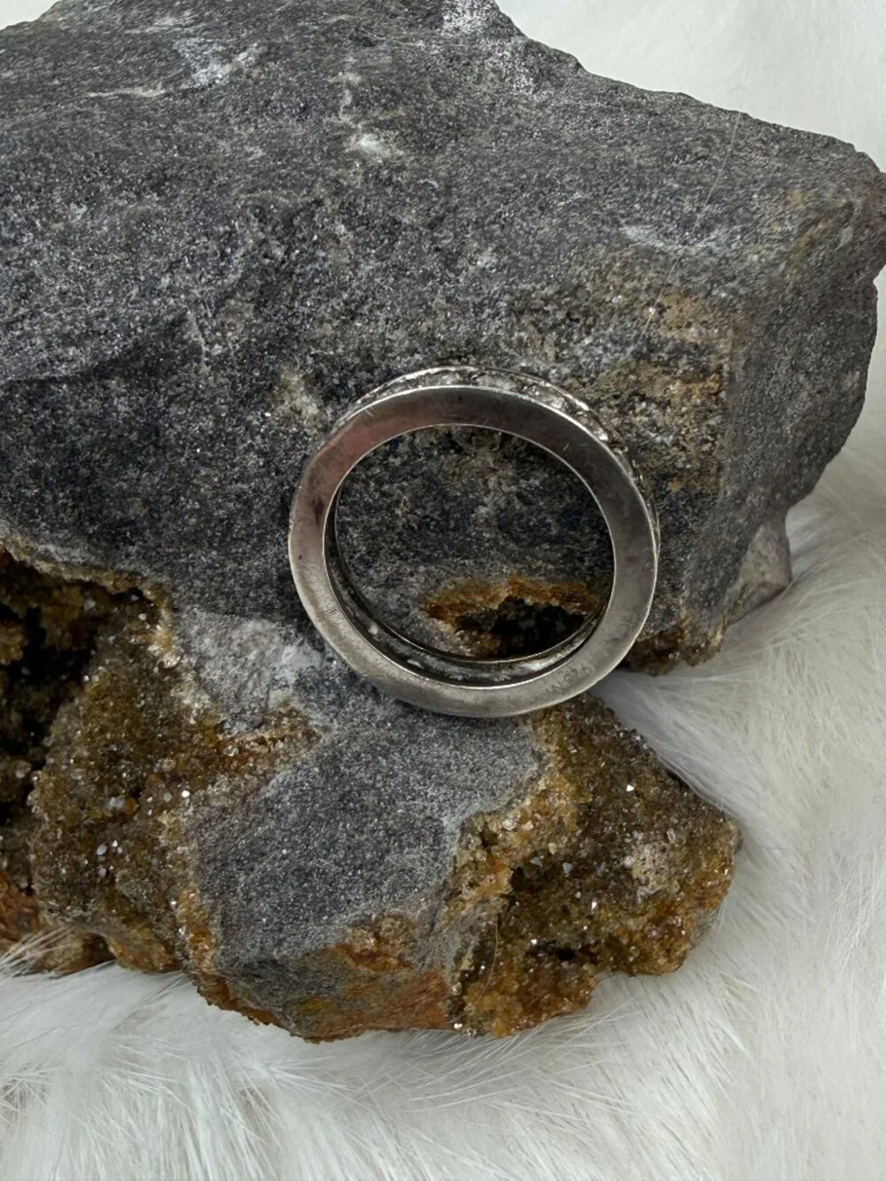 Sterling Silver Inset Rhinestone Band Ring Size 7